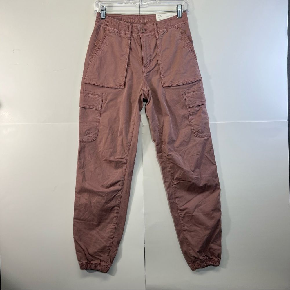 Nwt American Eagle Baggy Jogger Stretch Cargo Size 000 REGULAR
HIGH RISE - Picture 8 of 15